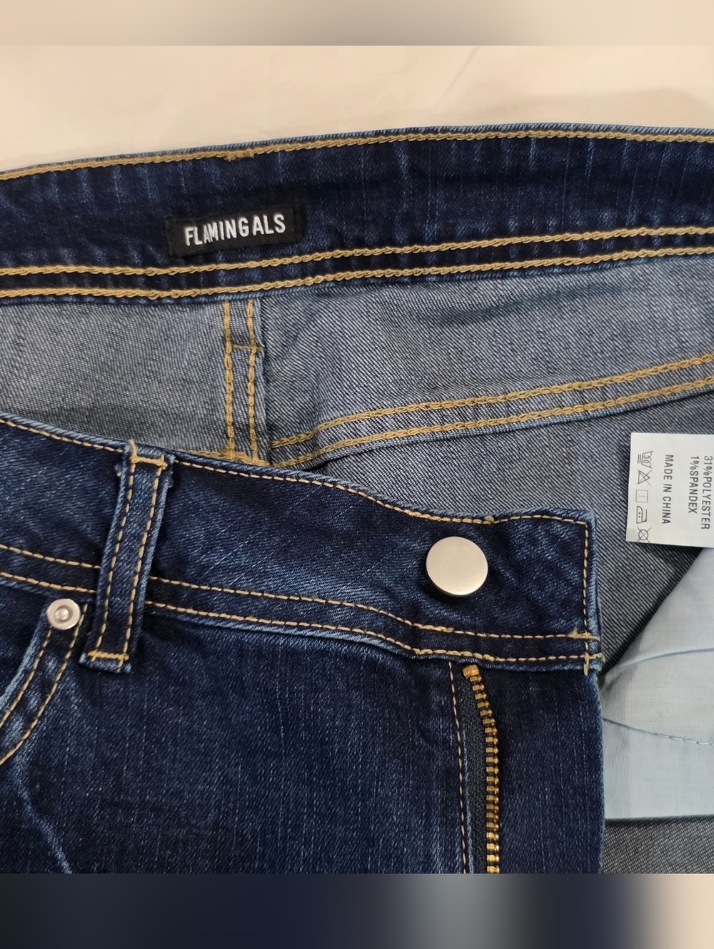 Flamingals Women’s Dark Blue Straight Leg Jeans Nwot